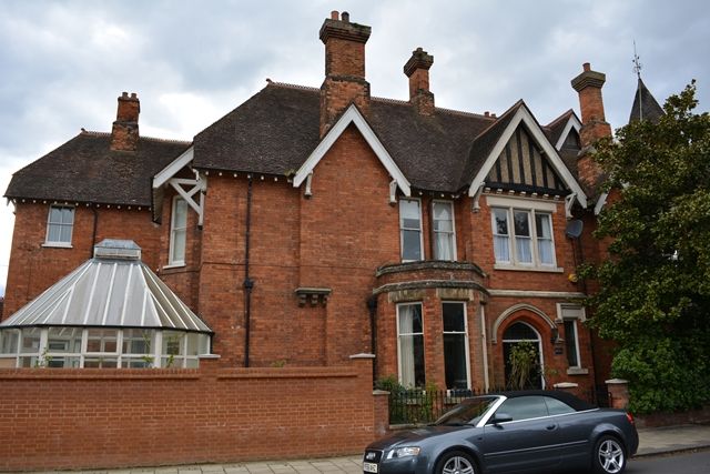 25, Park Avenue Bedfordshire, Bedford photo 3