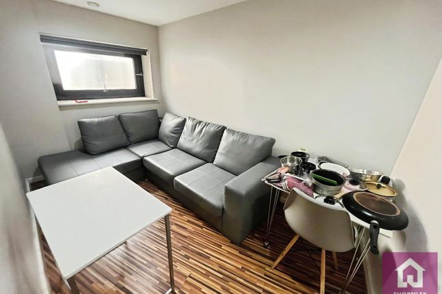 Flat 303, 90, Princess Street, Greater Manchester photo 3
