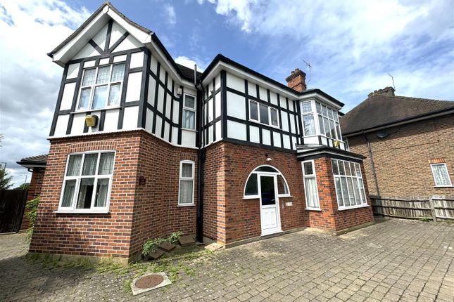 Thumbnail Flat to rent in Eversfield Gardens, Mill Hill