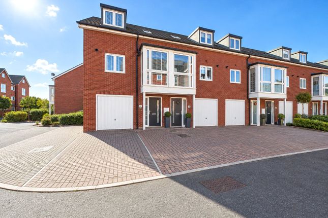3-bed detached on 14, Deben Meadows, Woodbridge, £395,000