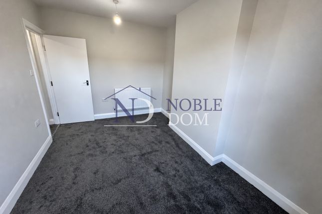 735 Uxbridge Road, Hayes photo 5