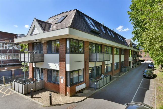 2-bed flat on Challenge Court, Leatherhead, £165,500