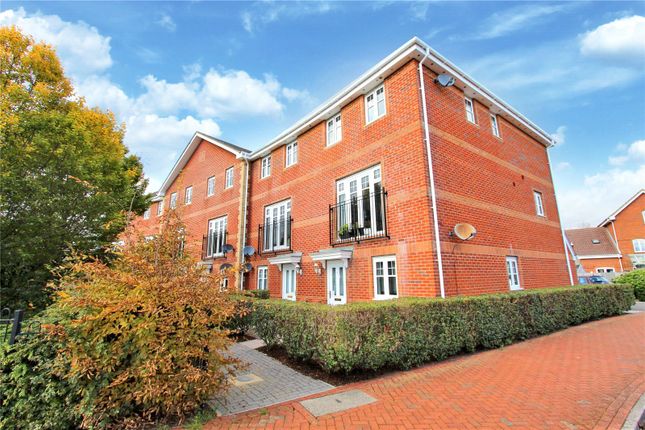 Thumbnail Flat to rent in Bright Wire Crescent, Eastleigh, Hampshire