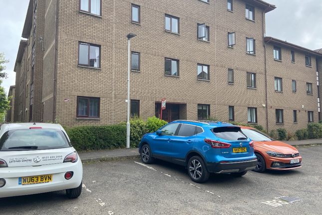 Thumbnail Flat to rent in Allanfield, Central, Edinburgh