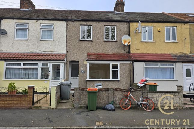 Terraced house to rent in Stokes Road, London