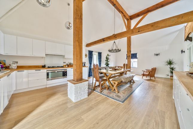 3 Temple Farm Barns, Singledge Lane, Dover photo 2