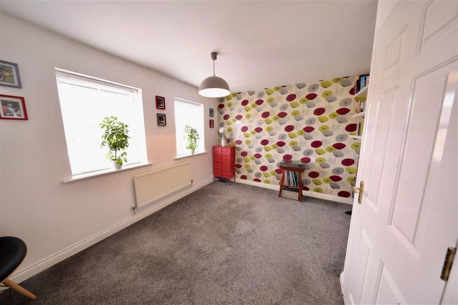 End terrace house for sale in Philip Larkin Close, Hull
