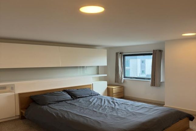Flat for sale in The Orion Building, Navigation Street