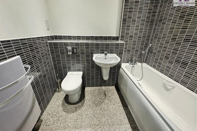 Apartment 48, Kassappians, Albert Street, Shipley photo 3