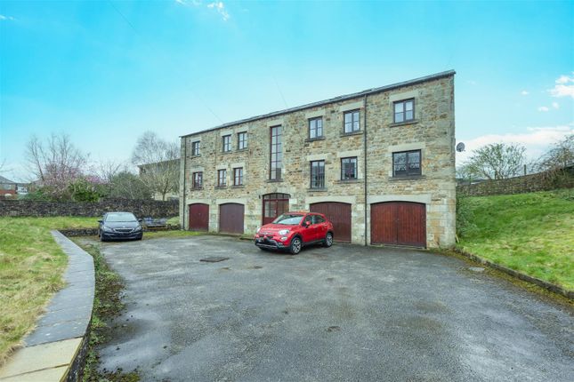 Flat for sale in Barton Road, Lancaster