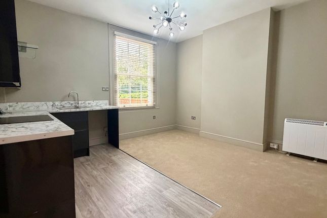 Ground Floor Flat ,107a, Worcester Road, Malvern photo 4