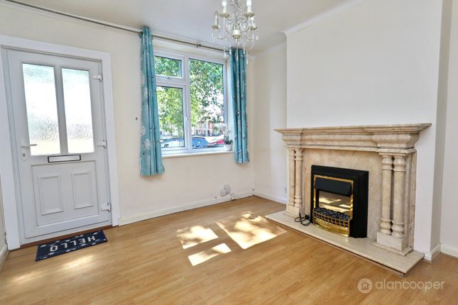 84 Central Avenue, Nuneaton, Warwickshire photo 3