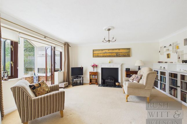 2, Lorenden Park, Highgate Hill, Hawkhurst photo 4