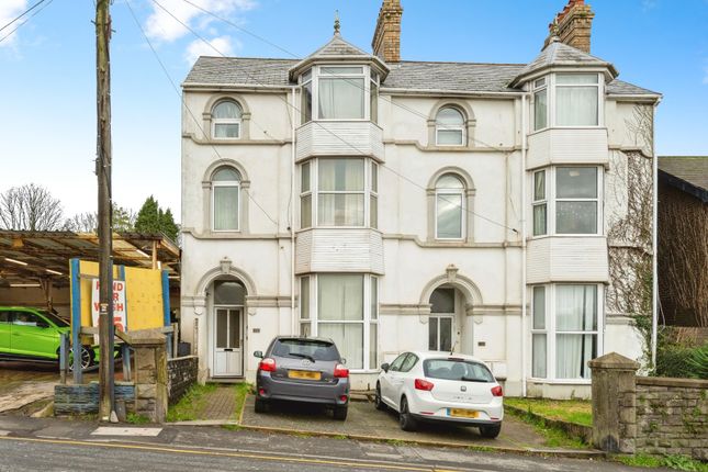 6-bed flat on 136, Gower Road, Swansea, £160,000