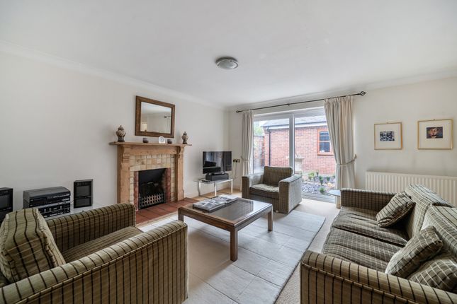 Chartwell Mews, Malden Road, Cheltenham photo 3