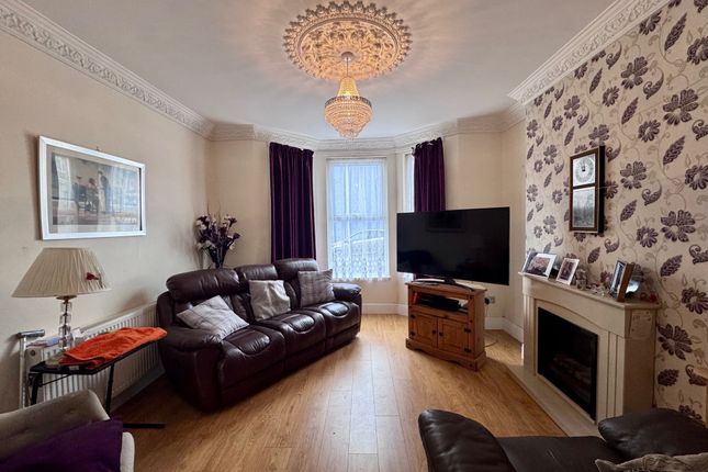 11, Collingwood Avenue, Plymouth photo 2