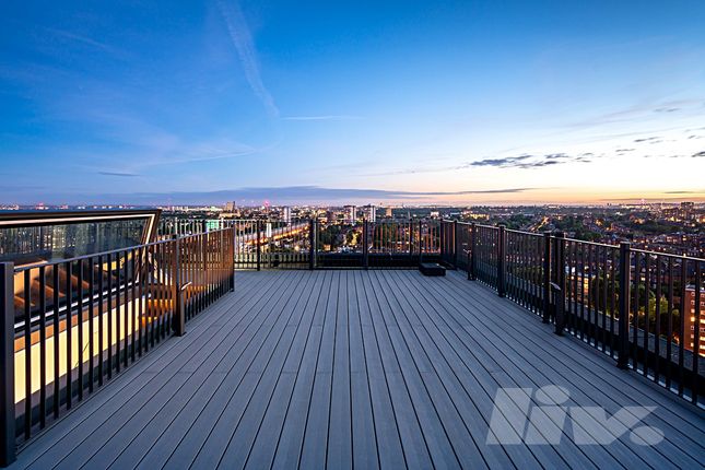Thumbnail Penthouse to rent in Centre Heights, Finchley Road, Swiss Cottage