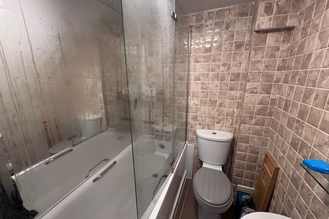 7, Jocelyn Road, Richmond photo 3