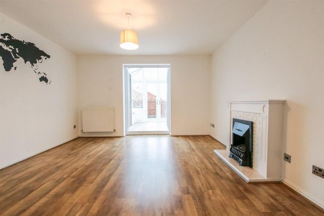 22 Stapleford Close, Newcastle Upon Tyne photo 3