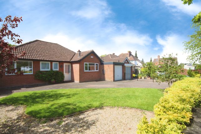 Bungalow for sale in Telford Avenue, Leamington Spa, Warwickshire