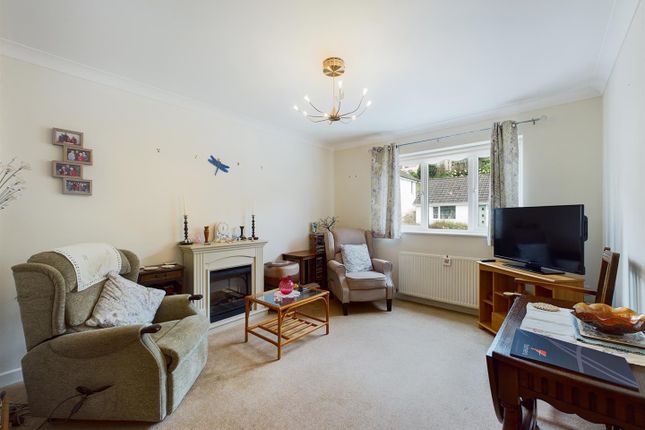 Flat for sale in Park Court, Ilfracombe