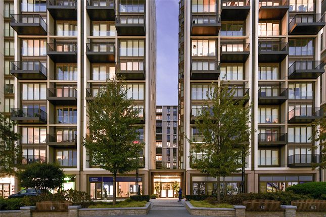 Thumbnail Flat for sale in Lincoln Apartments, Fountain Park Way, London