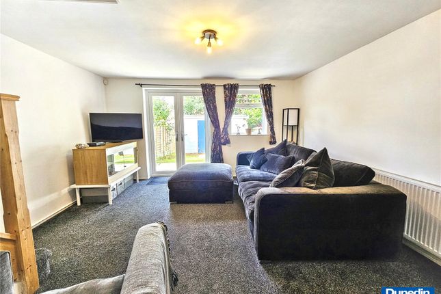 61, Newman Way, Rubery photo 3