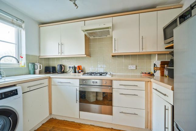 38, Windsor Road, Leighton Buzzard photo 3