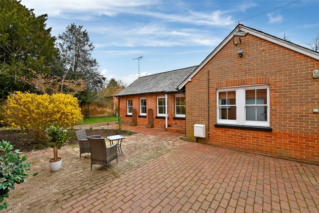 Holyport Cottage,, The Green, Maidenhead photo 2