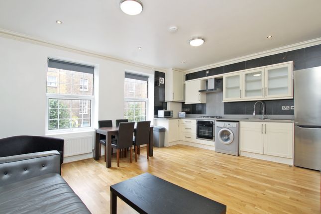Open-Plan Kitchen/Lounge