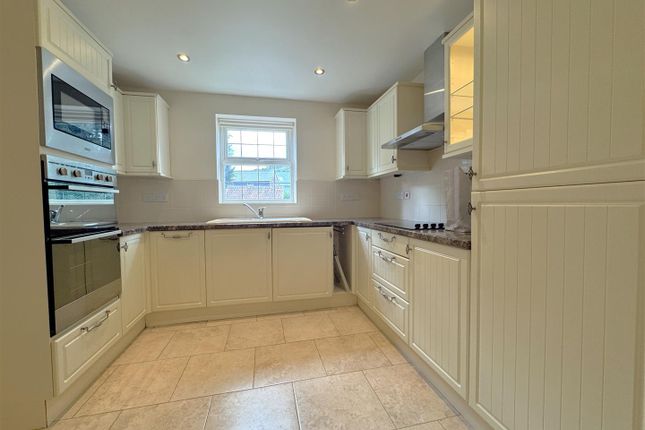 4, Constance Court, Longhope photo 2