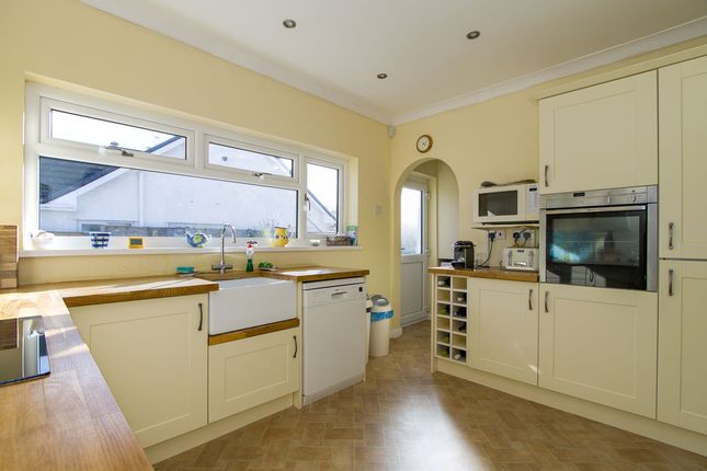 2, Minehead Avenue, Sully photo 4