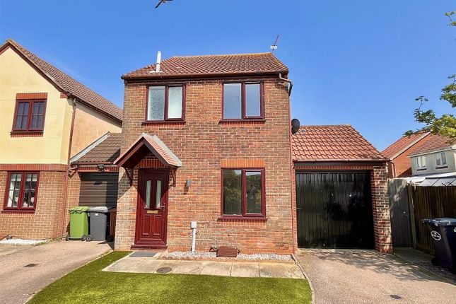 Thumbnail Link-detached house for sale in Diana Way, Caister-On-Sea, Great Yarmouth