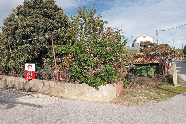 Detached house for sale in Almaceda, Castelo Branco (City), Castelo Branco, Central Portugal