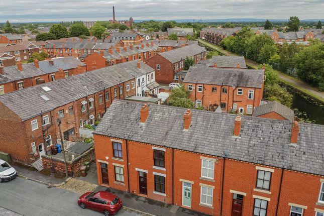 3, Howarth Street, Leigh photo 5