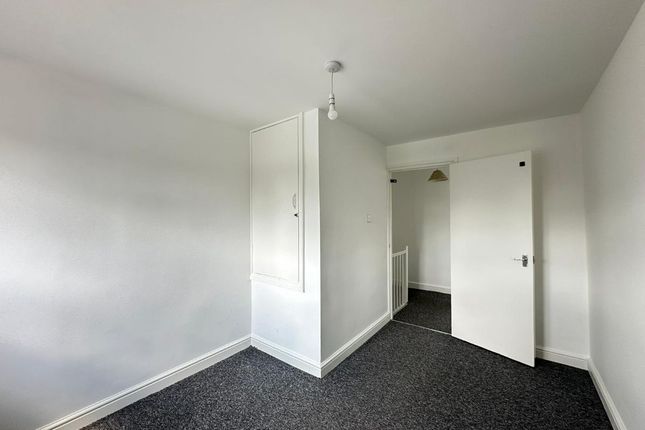53 Stornaway Road, Leicester photo 5