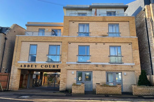 Flat to rent in Abbey Court, Abbey Street, Cambridge