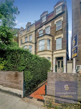 Thumbnail Studio to rent in Holloway Road, London