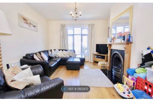 Carlisle Avenue, Carlisle Avenue London, London photo 3