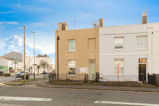 End terrace house for sale in Fairview Road, Cheltenham