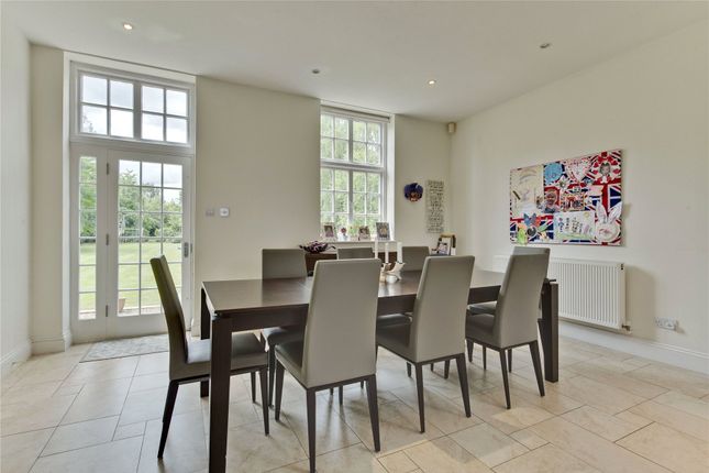 New Court, 18, New Road, Surrey photo 3