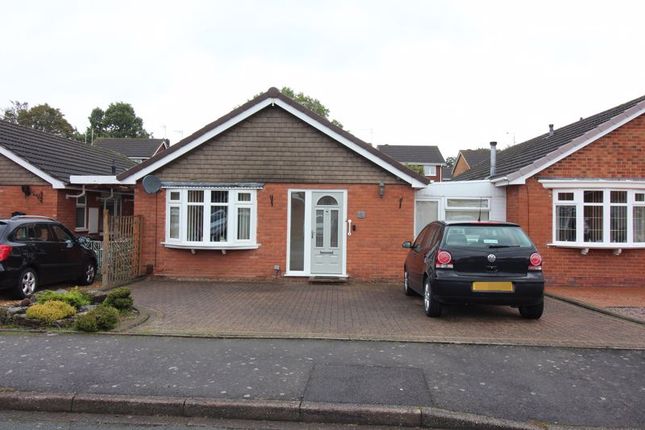 Thumbnail Bungalow for sale in Meadfoot Drive, Kingswinford