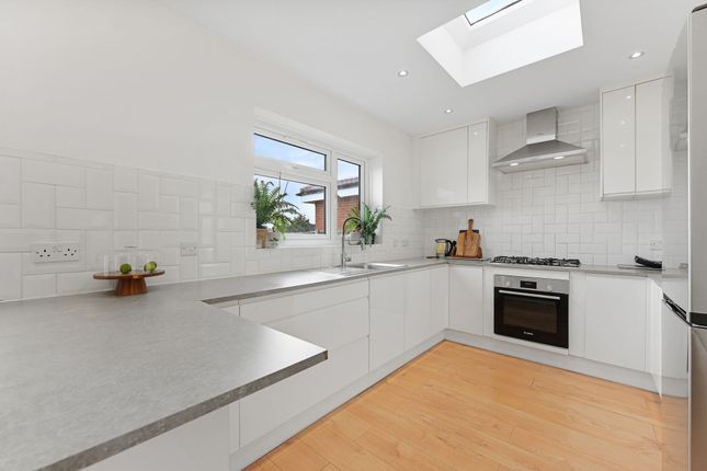 42 Belvue Road, Northolt photo 3