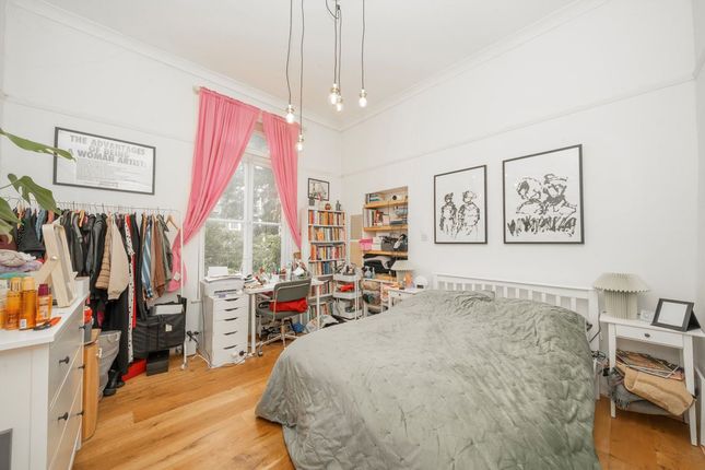 35C, Parkhurst Road, London photo 4