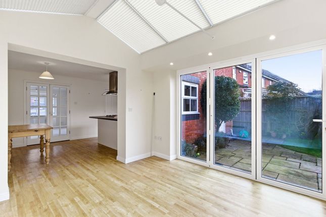 30, Brookmill Close, Malvern photo 4