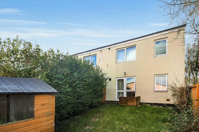 Thumbnail Flat for sale in Thane Court, Stantonbury, Milton Keynes