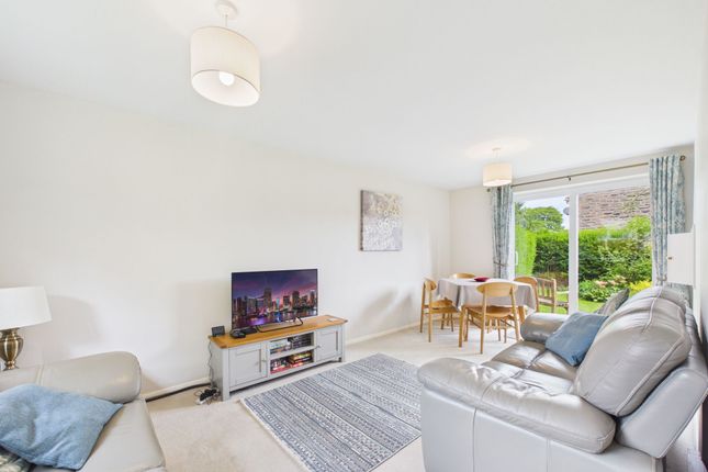 34 Malthouse Lane, Chesterfield photo 2