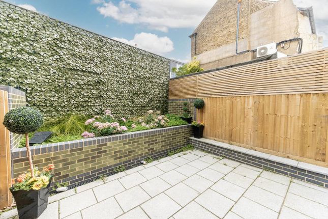 Terraced house for sale in Brentwater Terrace, Hanwell