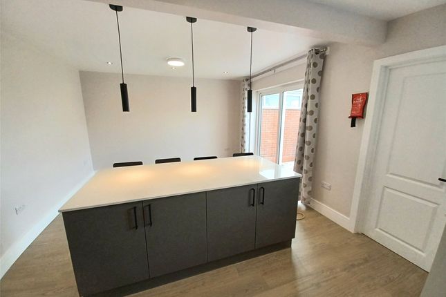 Room 4, 15, Coniston Avenue, Oxford photo 4