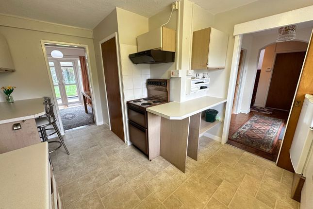 Maesmawr Close, Brecon photo 4